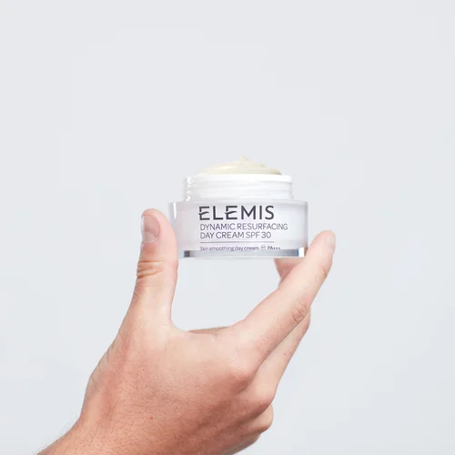 Dynamic Resurfacing Day Cream SPF 30 Image 4