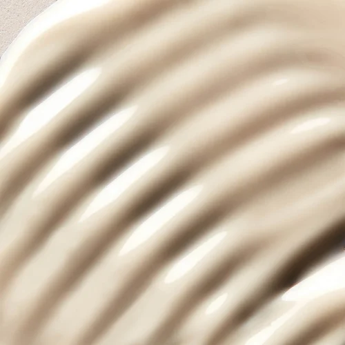 Daily Defence Shield SPF 30 Image 2